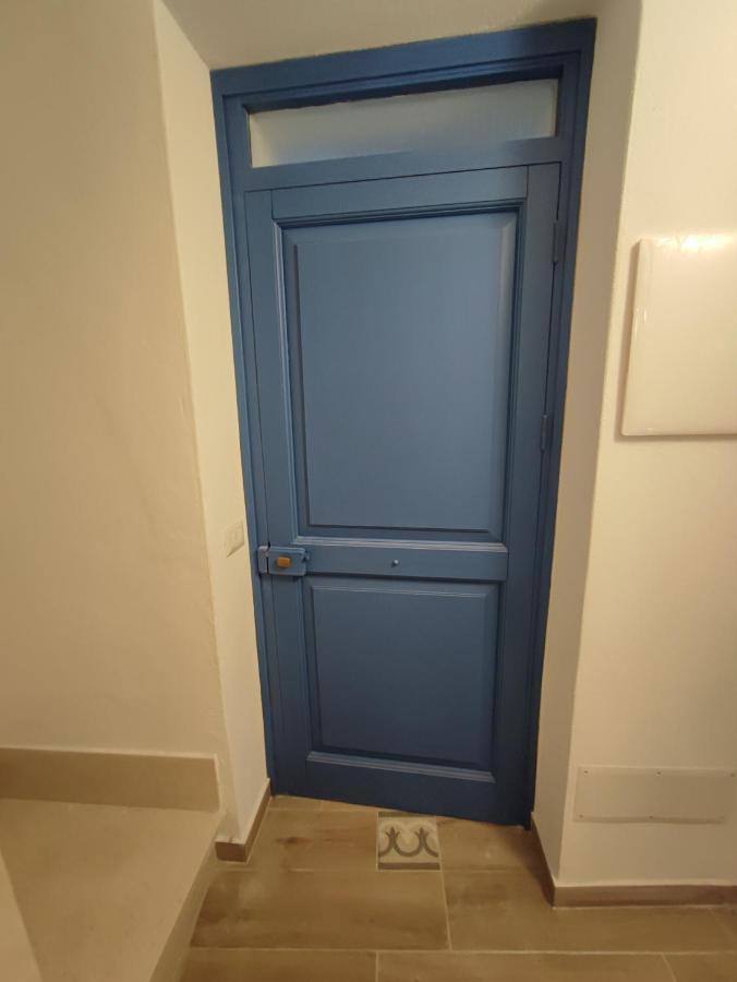 カステルサルド Residenza Nel Borgo L'Appusentu Bed & Breakfast エクステリア 写真